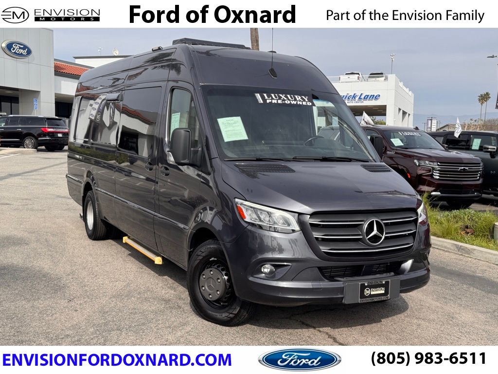 2020 Mercedes-Benz Sprinter 4500 High Roof V6 photo 1