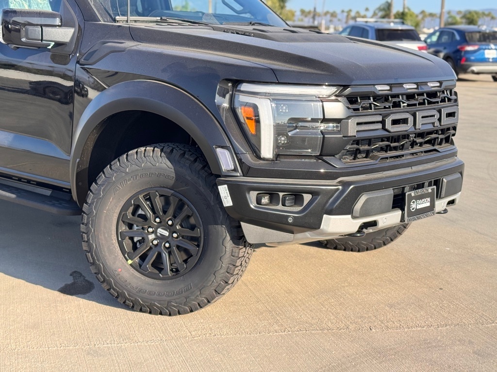 New 2025 Ford F-150 Raptor Truck SuperCrew Cab