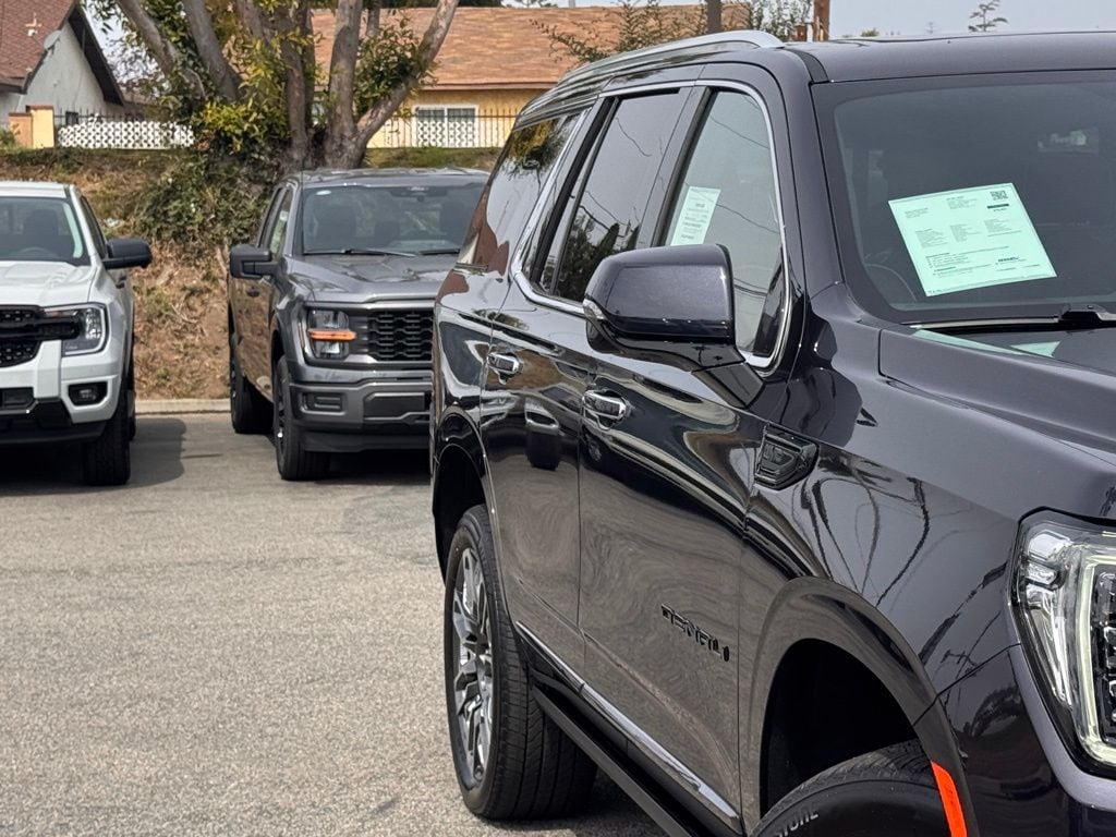 2024 GMC Yukon Denali Ultimate photo 4