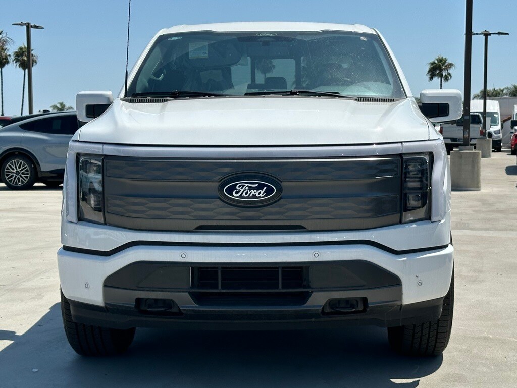 2024 Ford F-150 Lightning Lariat