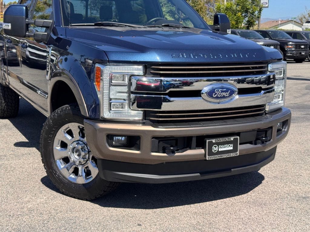 2017 Ford F-250 photo 2