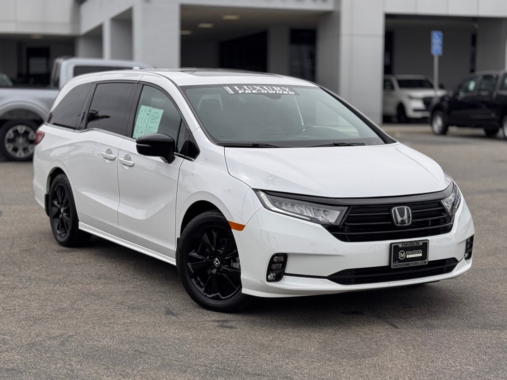 Used 2024 Honda Odyssey SPORT with VIN 5FNRL6H78RB005724 for sale in Oxnard, CA