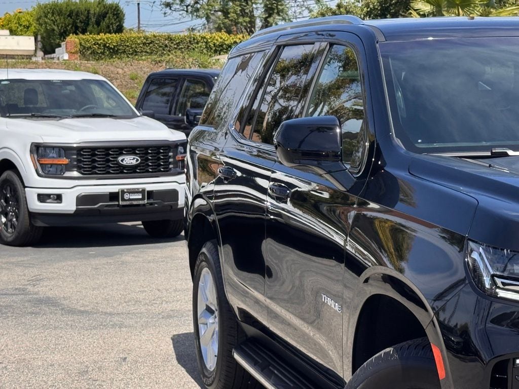 2022 Chevrolet Tahoe LT photo 4