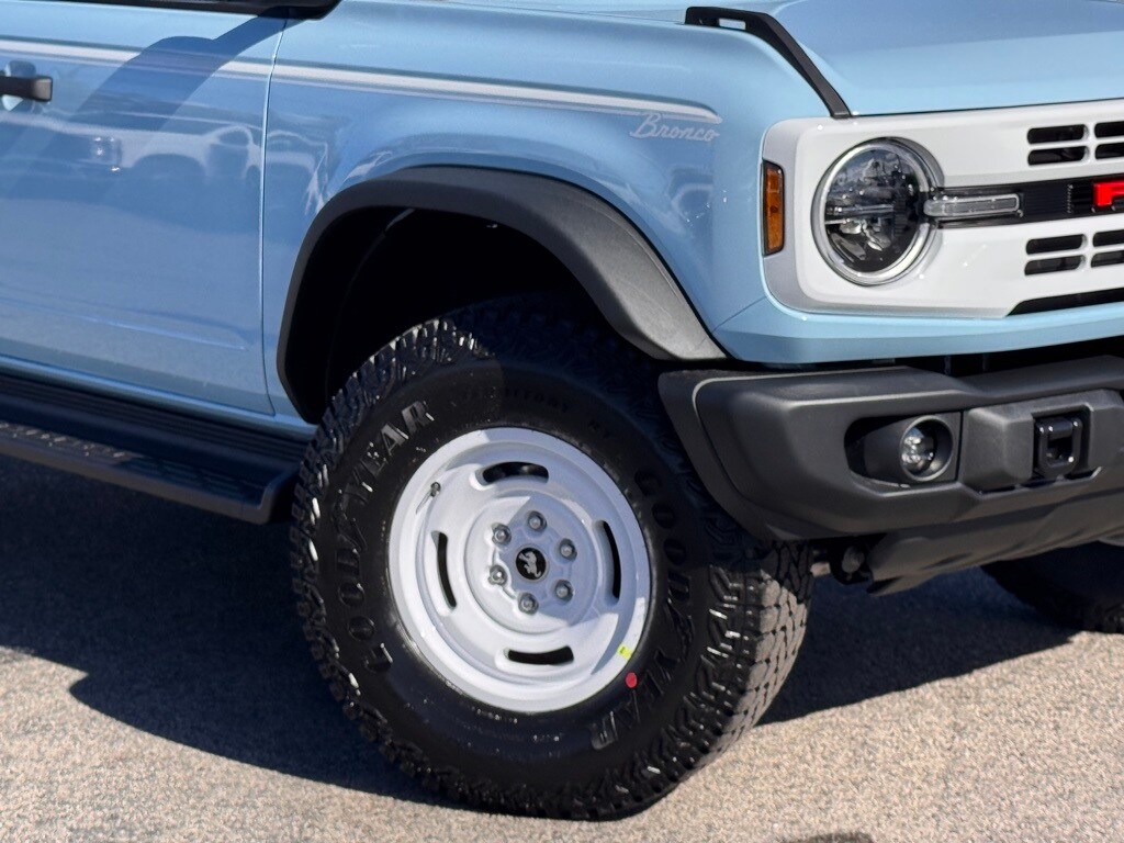 2025 Ford Bronco Heritage First Edition photo 4