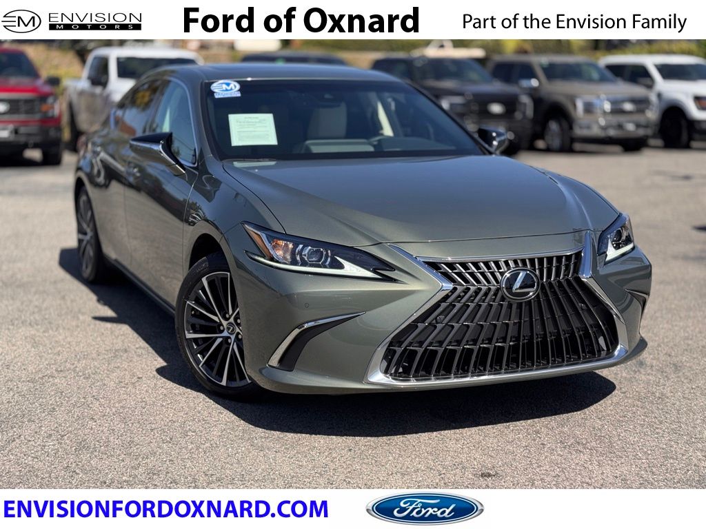 2023 Lexus ES 350 350's photo