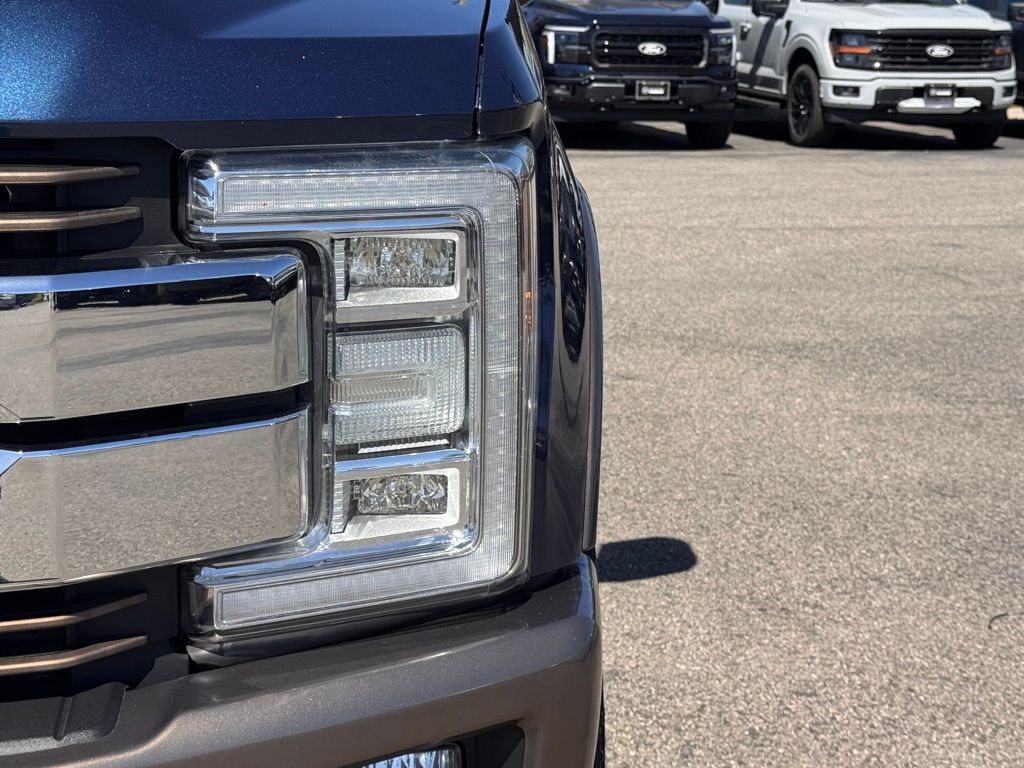 2017 Ford F-250 photo 3