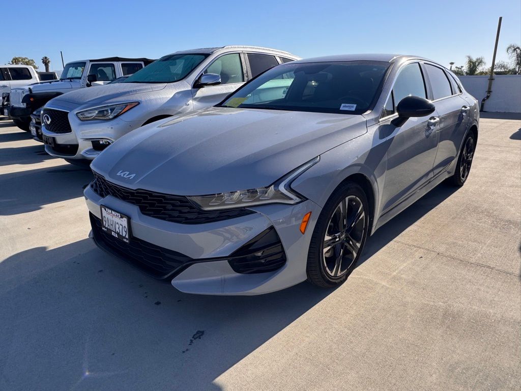 2022 Kia K5 GT-Line photo 3