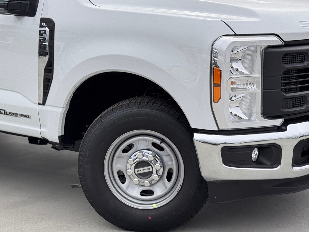 2025 Ford F-250 XL