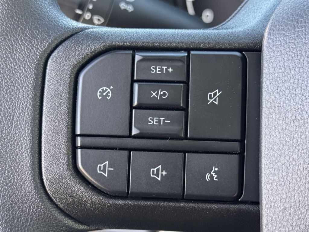 2025 Ford F-350 Super Duty XL - Photo 19