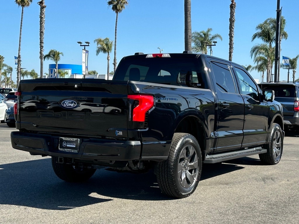 2024 Ford F-150 Lightning Lariat