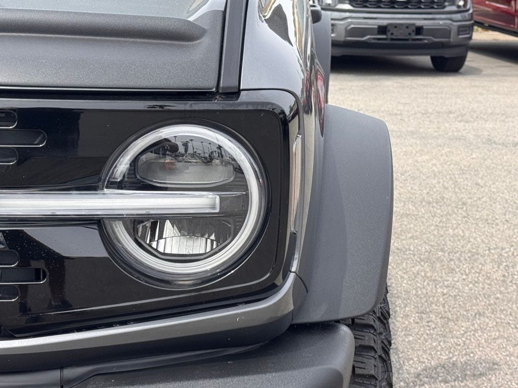 2022 Ford Bronco photo 3