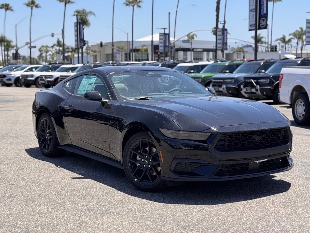 2025 Ford Mustang EcoBoost