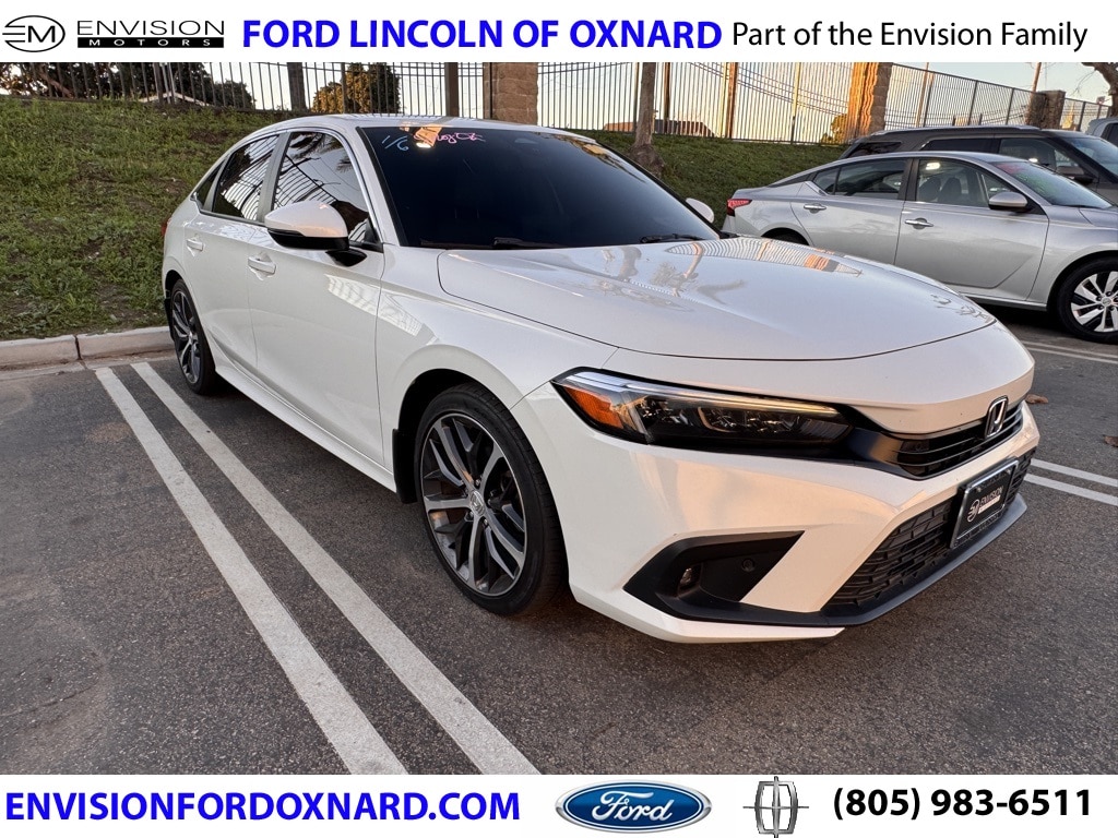 2024 Honda Civic Touring's photo