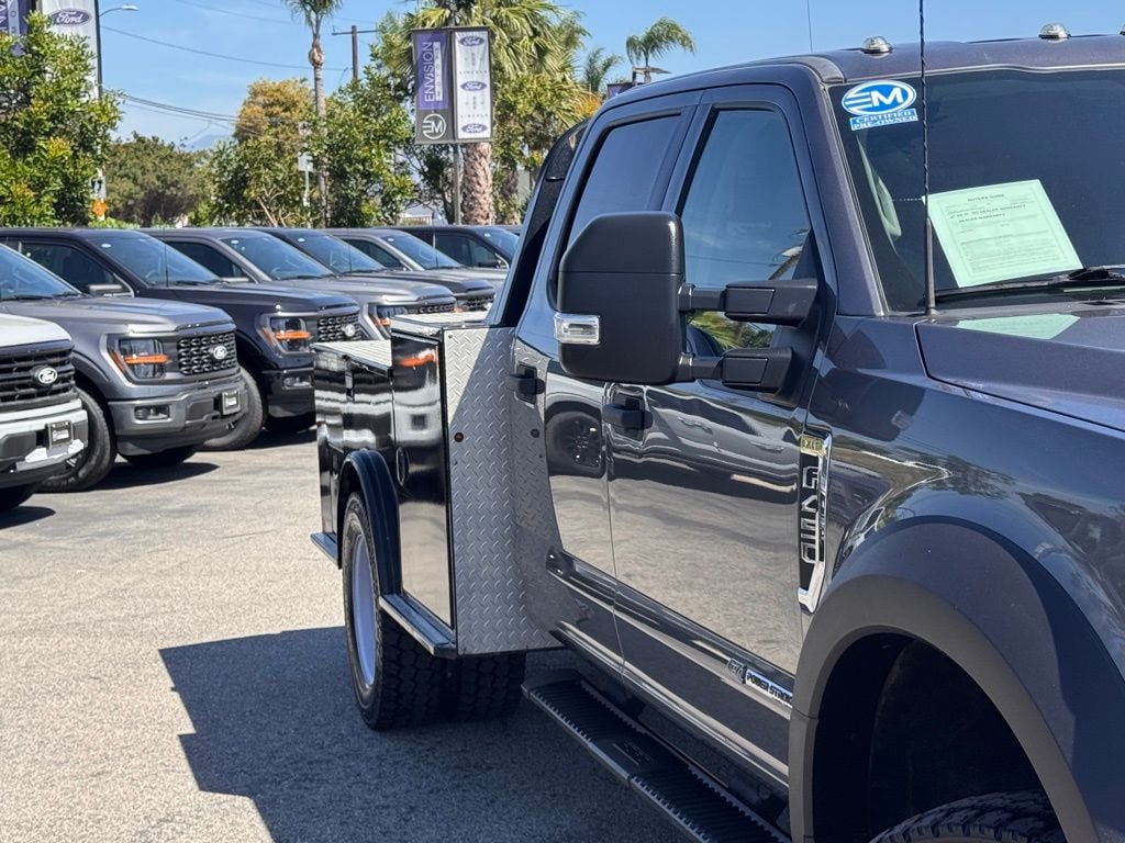 2022 Ford F-450 Chassis photo 4