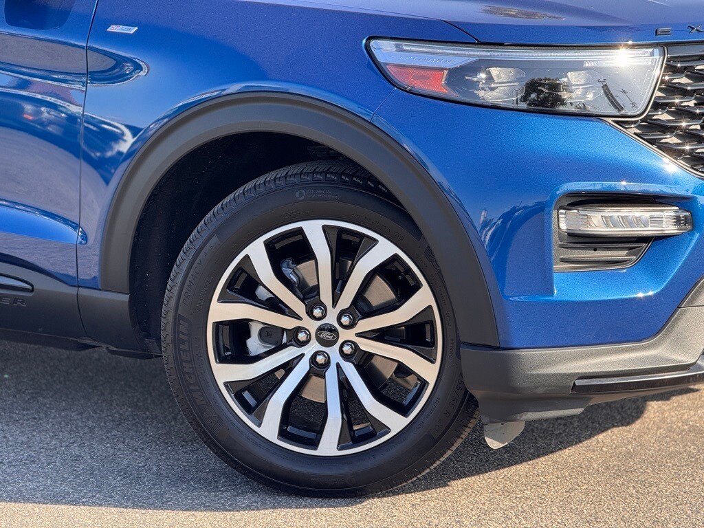 2023 Ford Explorer ST-Line photo 4