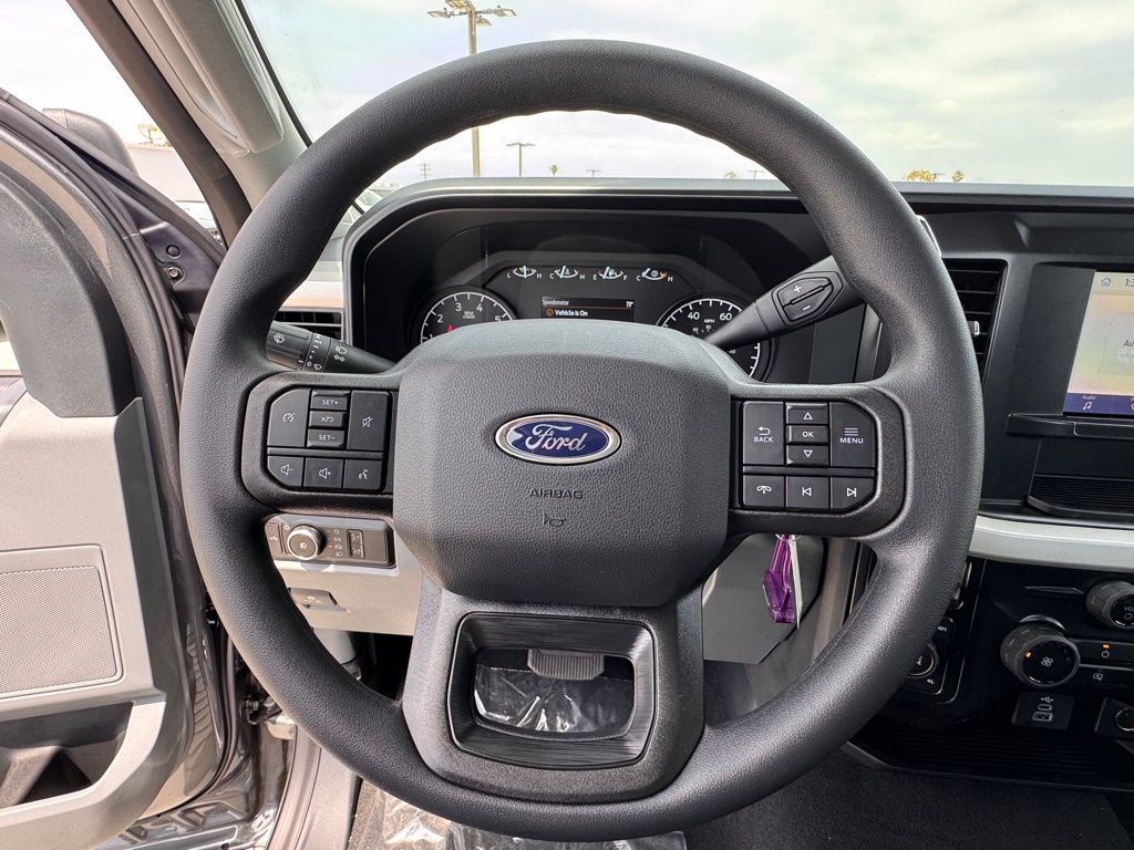 2025 Ford F-350 Super Duty XL - Photo 19