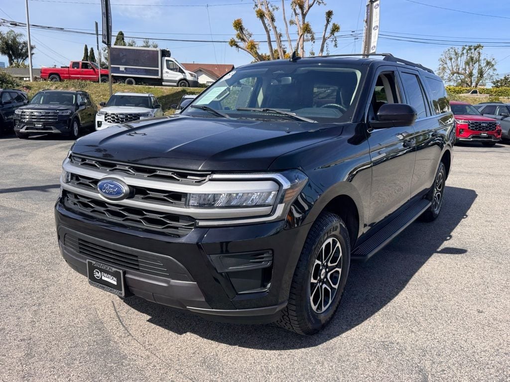 2024 Ford Expedition Max XLT photo 6