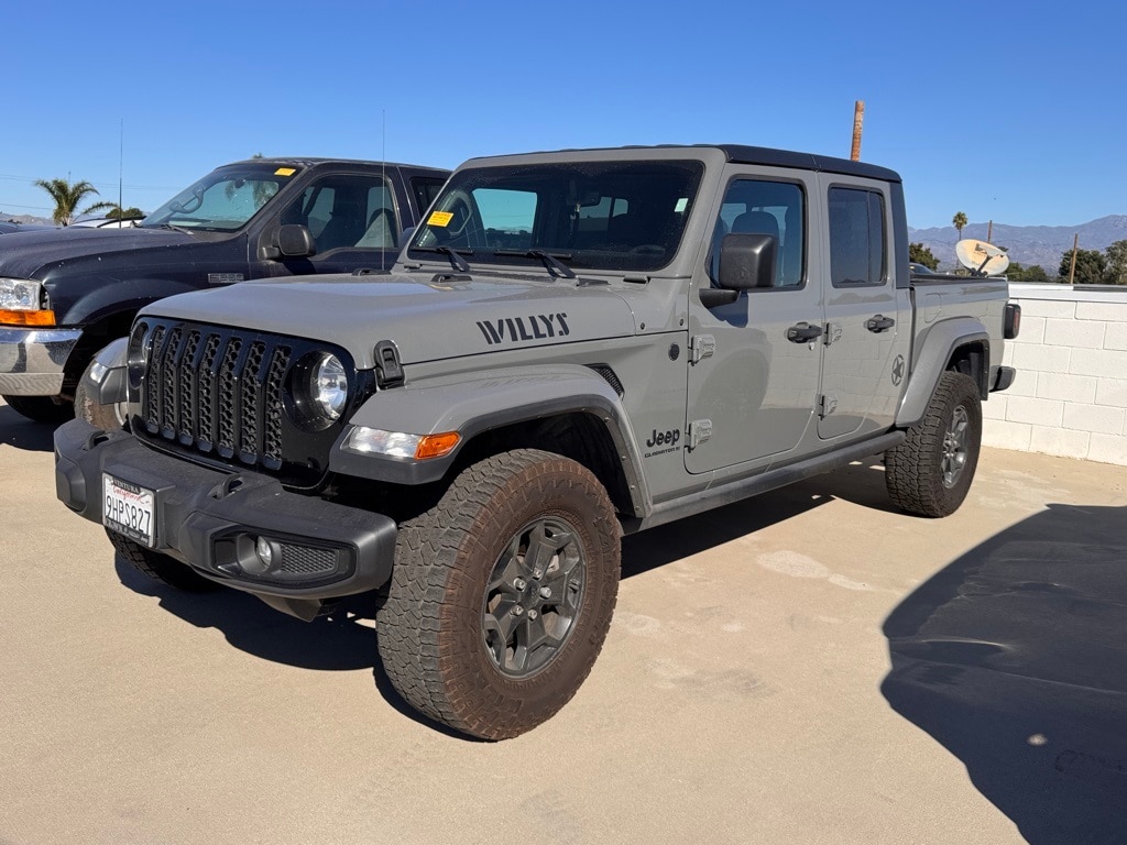Used 2023 Jeep Gladiator Sport Truck Crew Cab