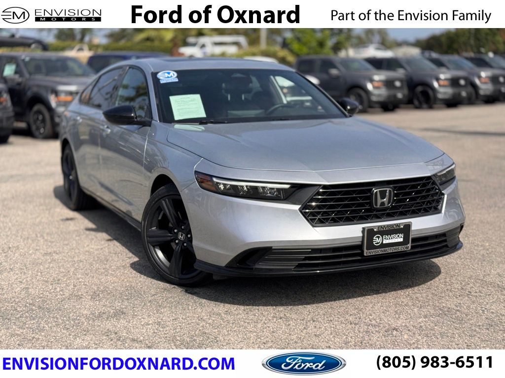 2024 Honda Accord Hybrid Sport-L photo 1