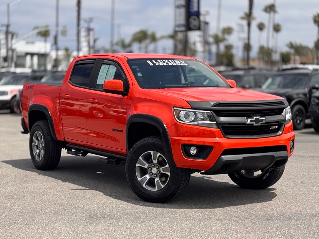 Used 2019 Chevrolet Colorado Z71 with VIN 1GCGTDEN7K1187770 for sale in Oxnard, CA