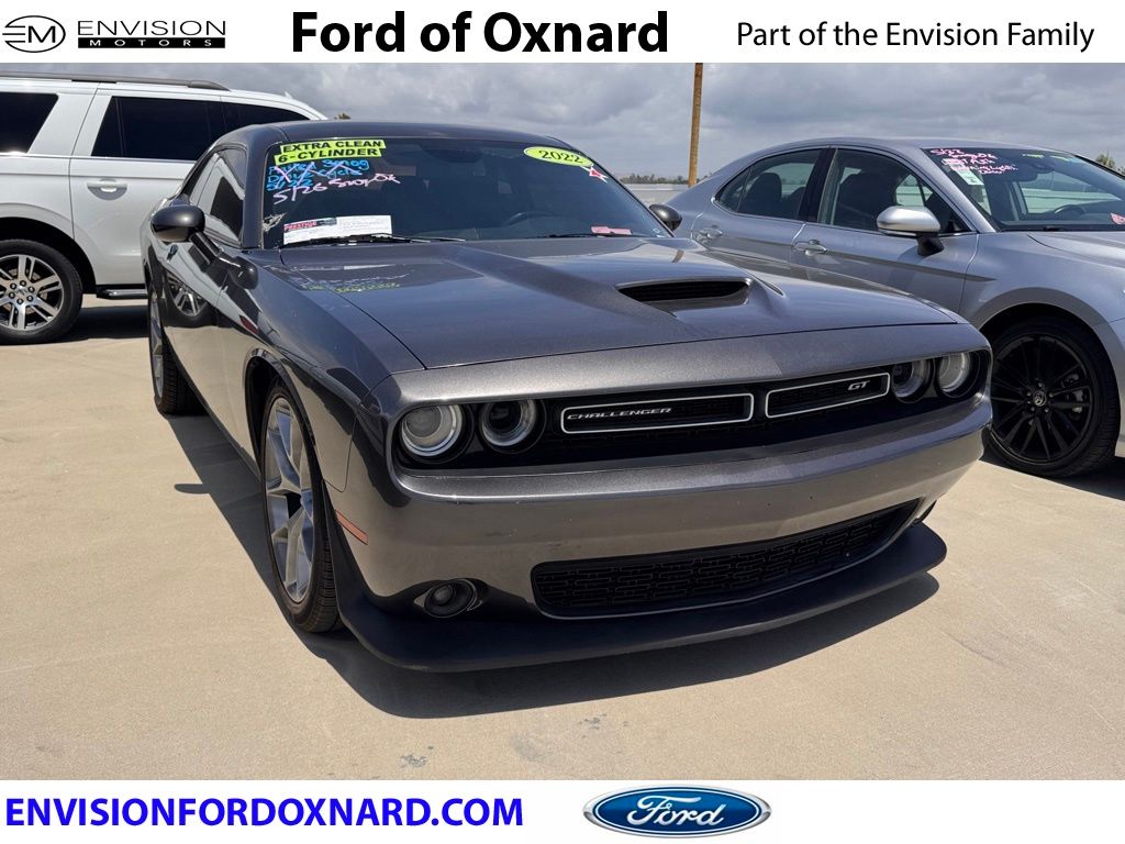 2022 Dodge Challenger GT Auto's photo