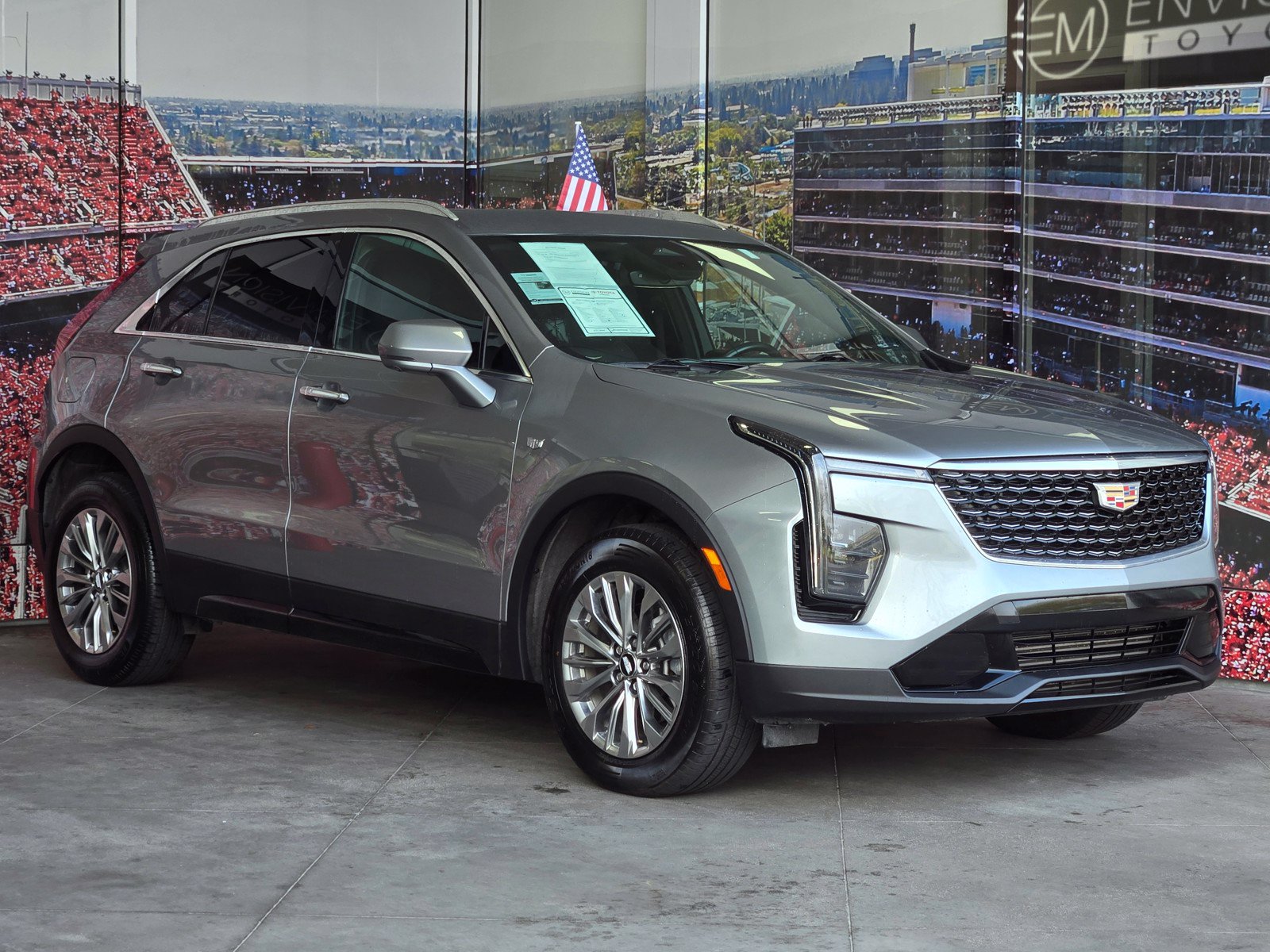 2025 Cadillac XT4 Premium Luxury