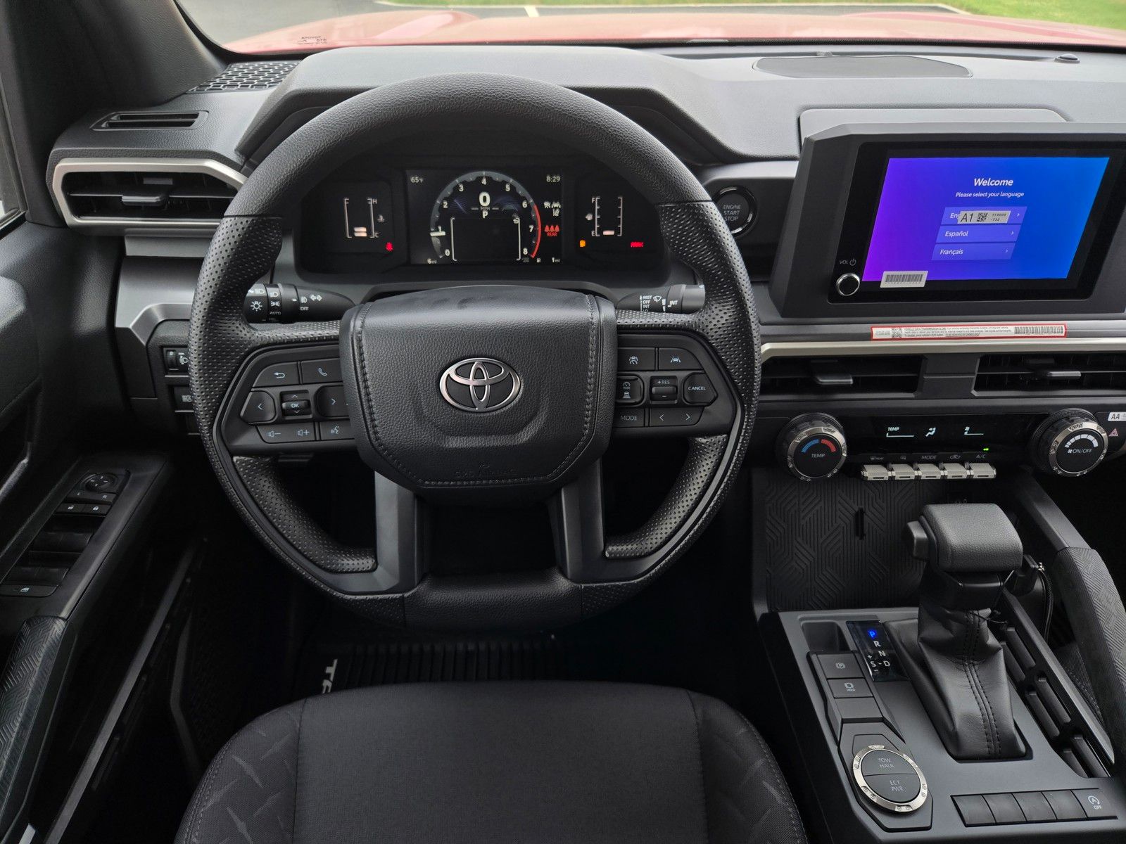 2026 Toyota Tacoma SR5 - Photo 9