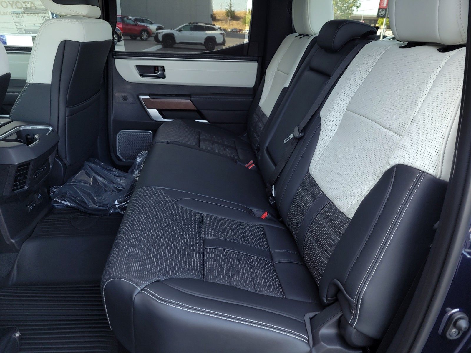 2025 Toyota Tundra Capstone - Photo 8
