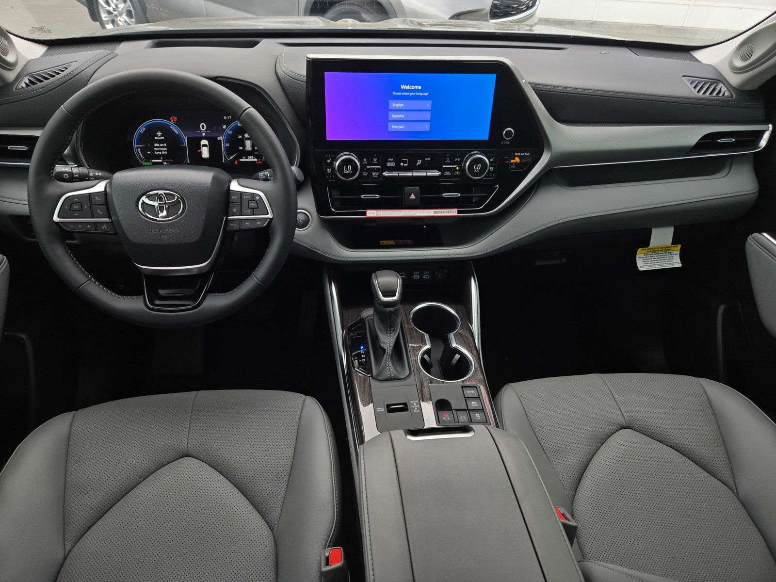 2026 Toyota Highlander Platinum - Photo 14