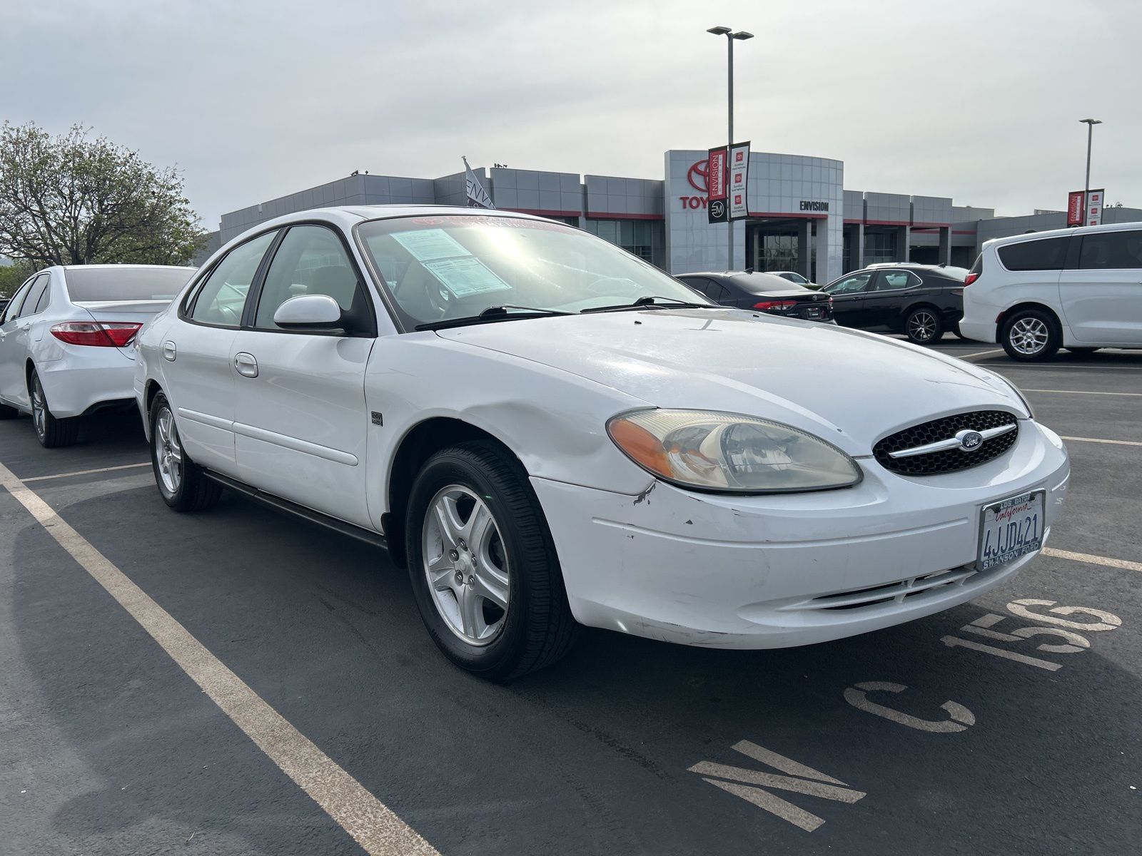 2000 Ford Taurus SEL's photo