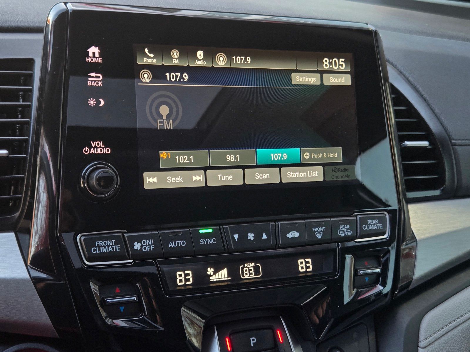 2024 Honda Odyssey EX-L - Photo 15