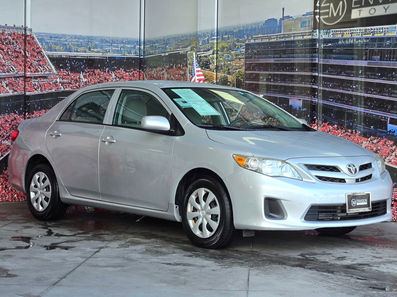 2013 Toyota Corolla Sedan 