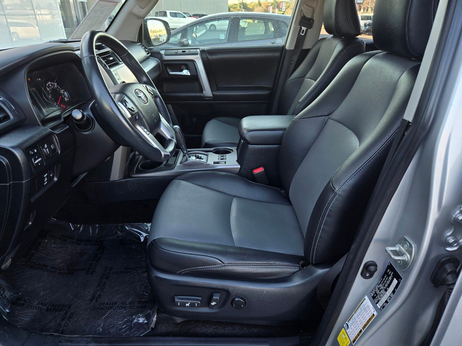 2022 Toyota 4Runner SR5 Premium - Photo 14