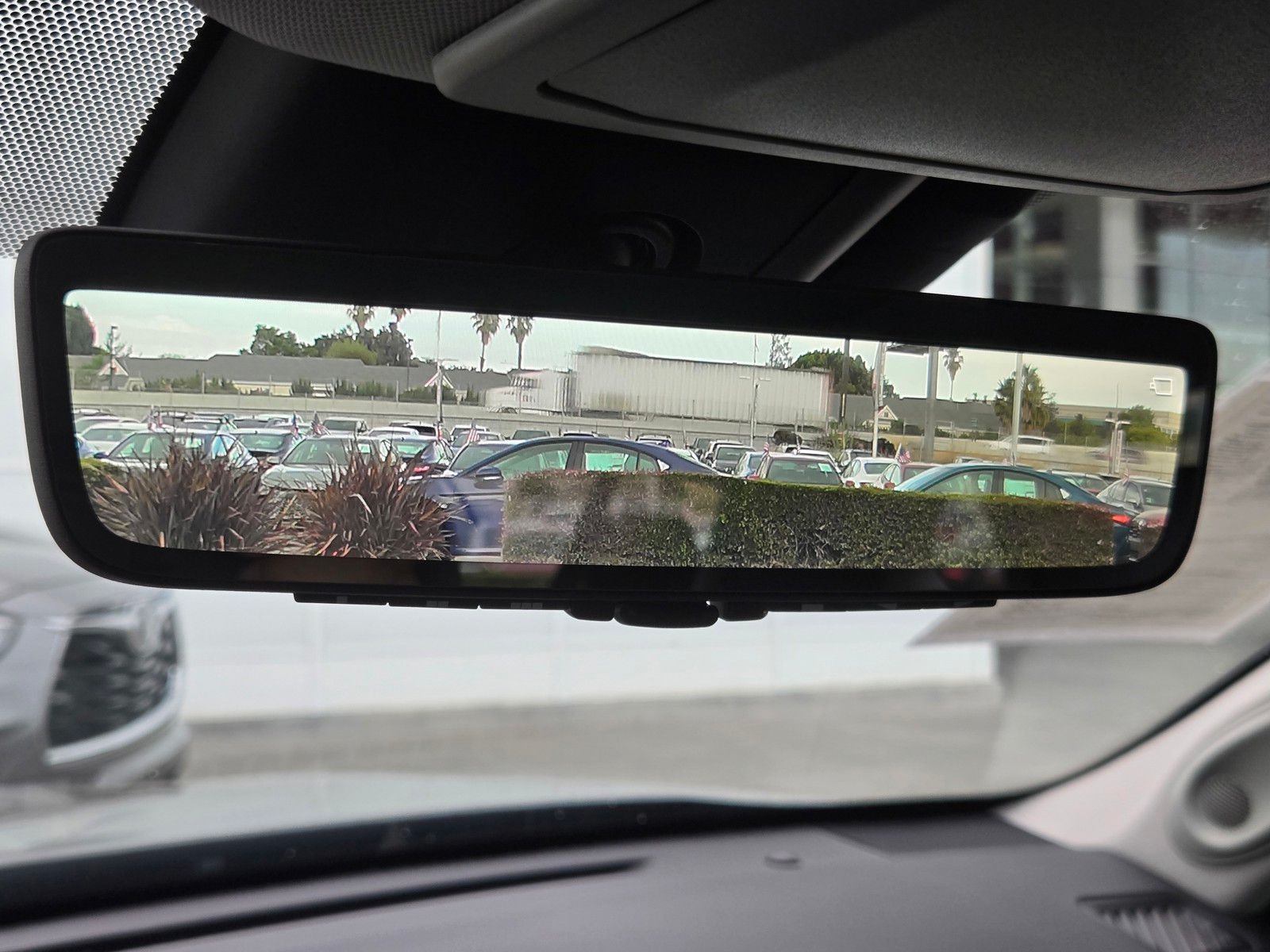 2026 Toyota Highlander Platinum - Photo 16
