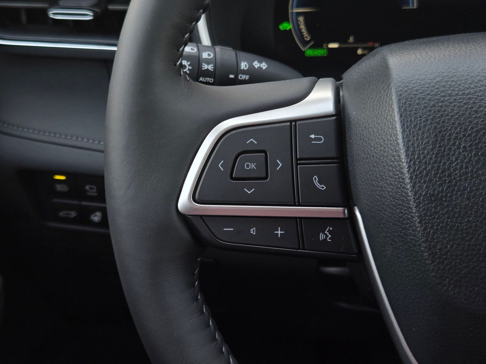 2026 Toyota Highlander Limited - Photo 23