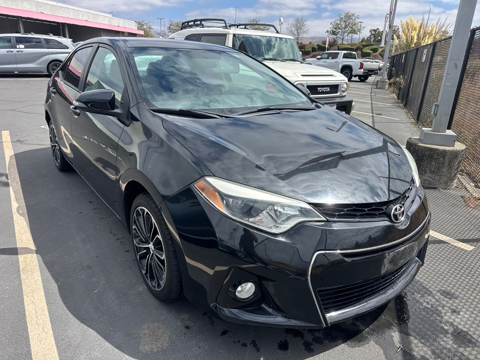 2015 Toyota Corolla Sedan 