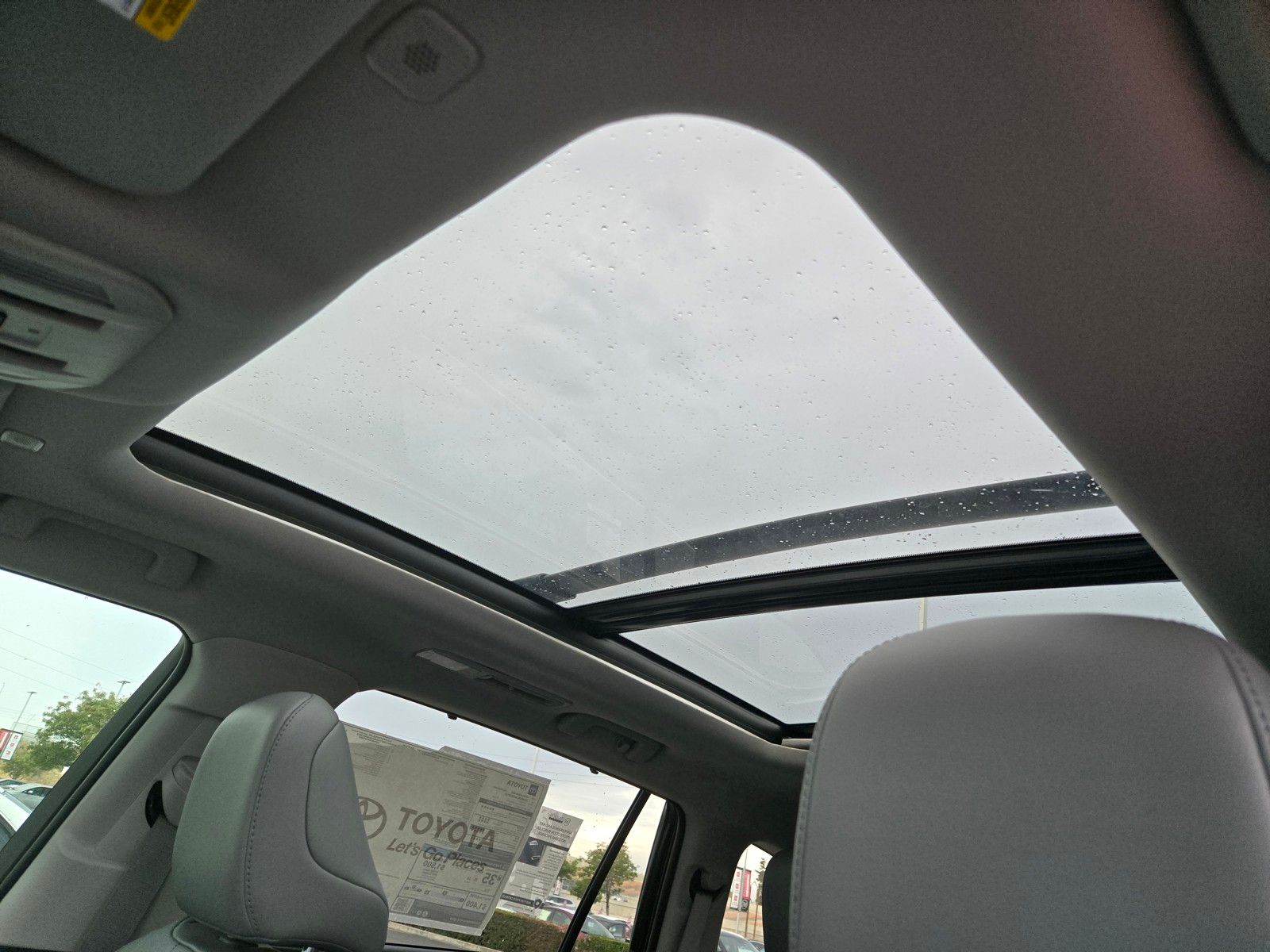 2026 Toyota Highlander Platinum - Photo 19