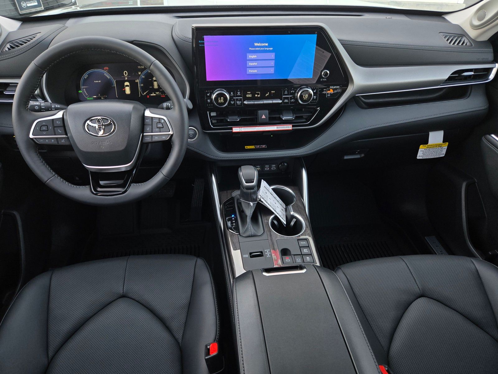 2026 Toyota Highlander Limited - Photo 14