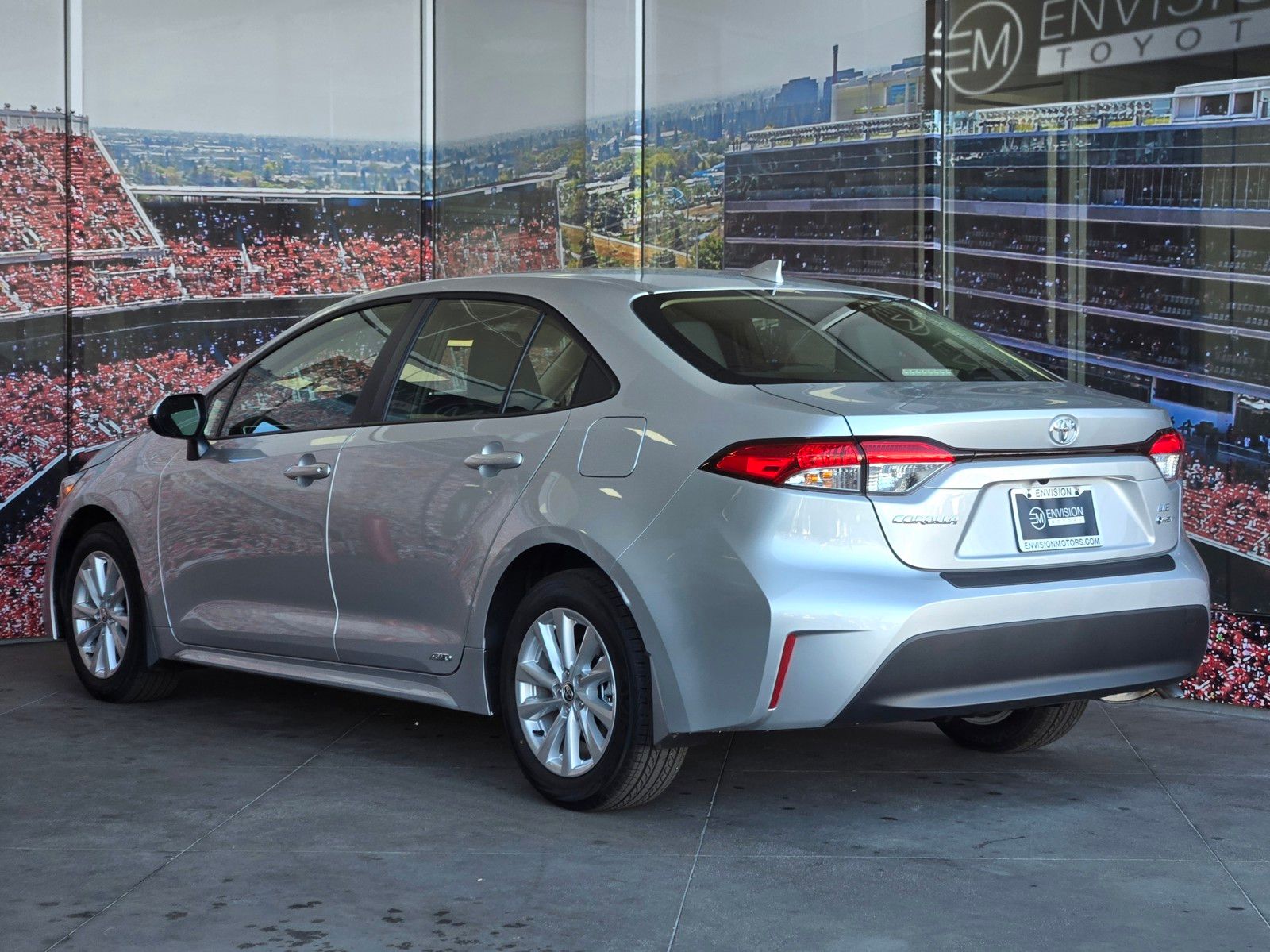 2026 Toyota Corolla LE - Photo 6