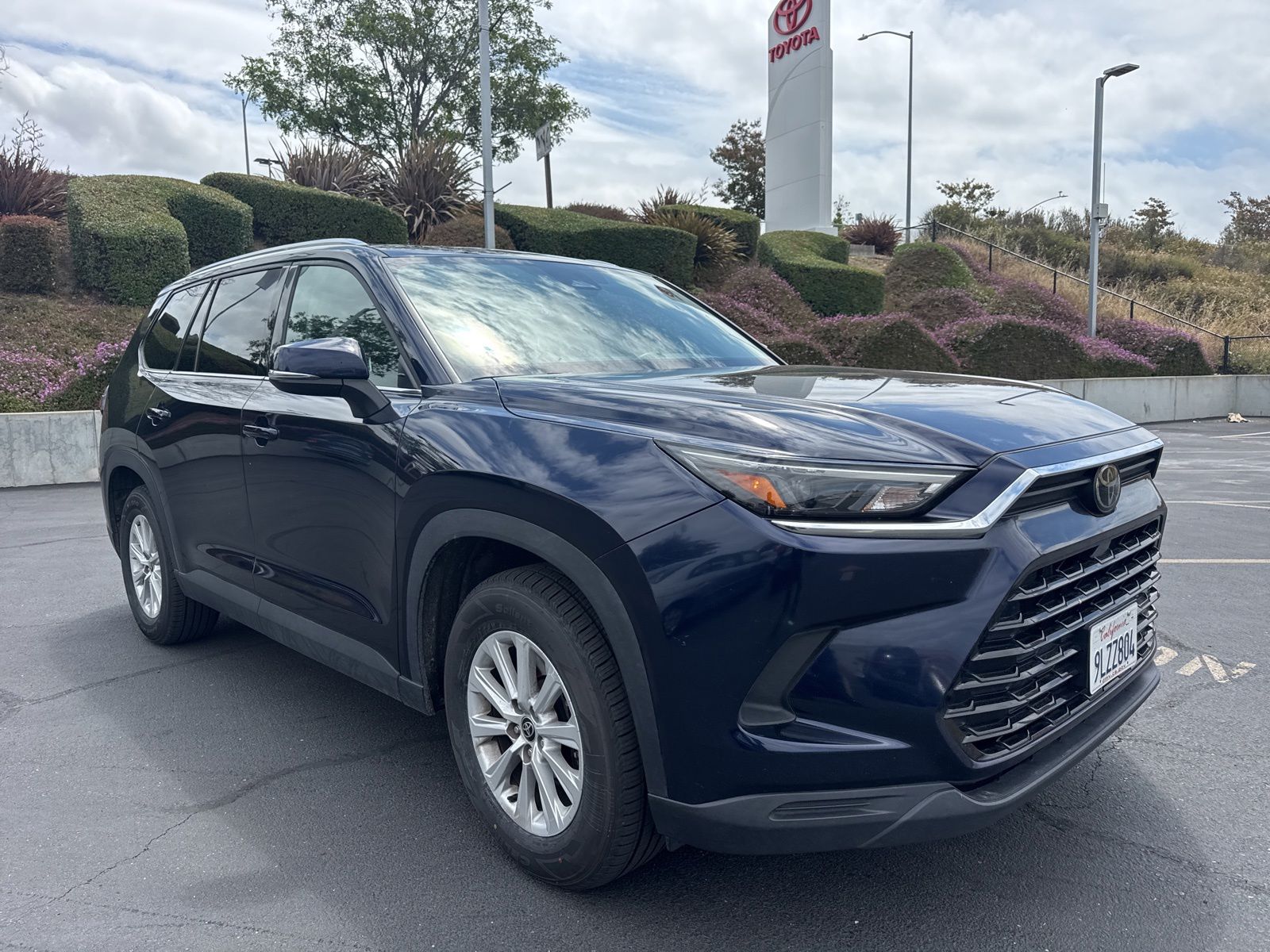 2024 Toyota Grand Highlander XLE AWD's photo