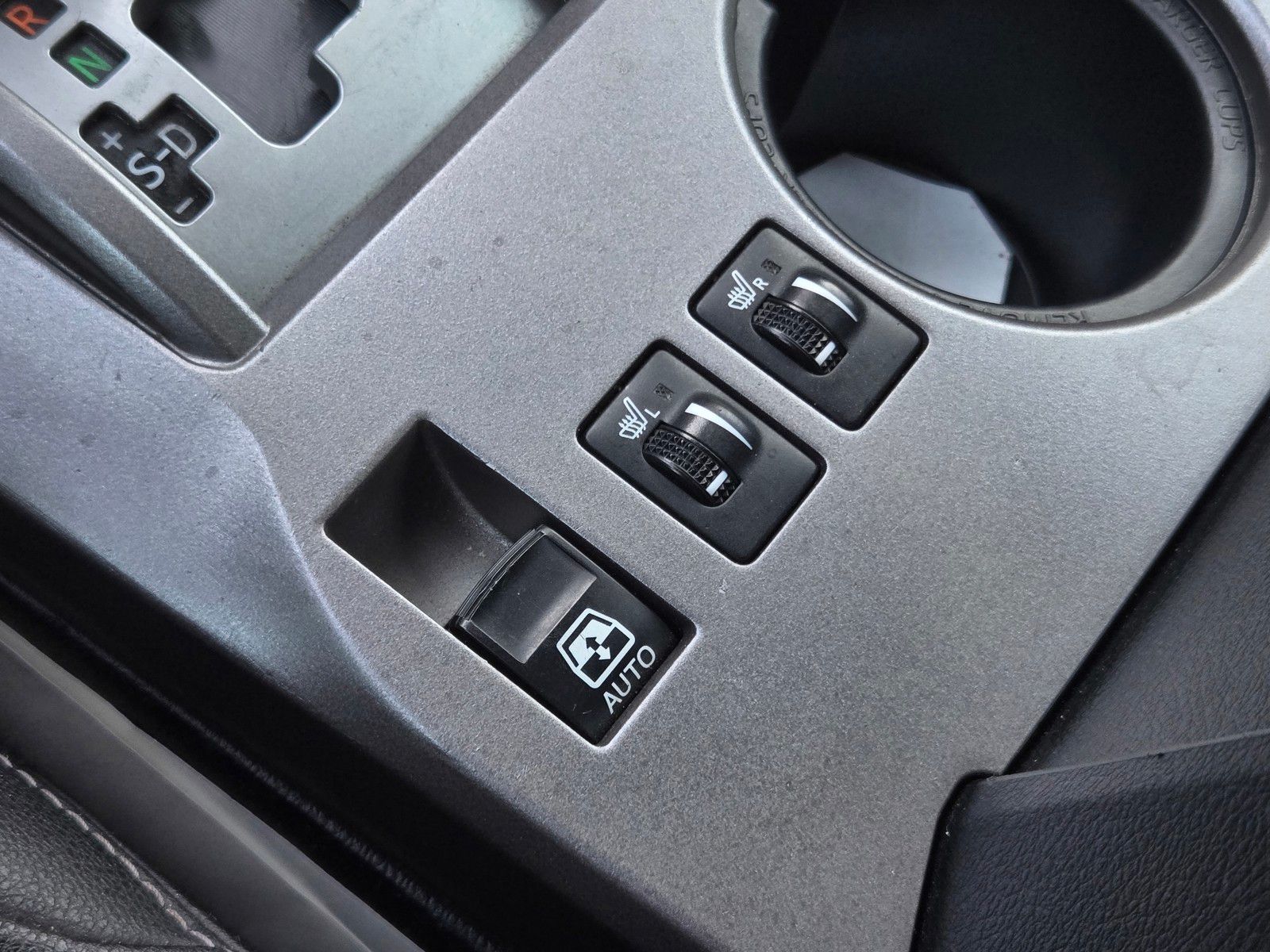 2022 Toyota 4Runner SR5 Premium - Photo 16