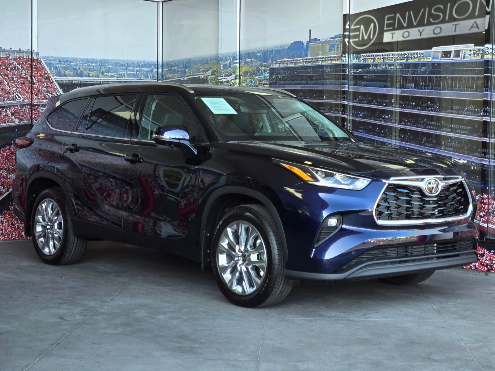 2026 Toyota Highlander Limited AWD's photo