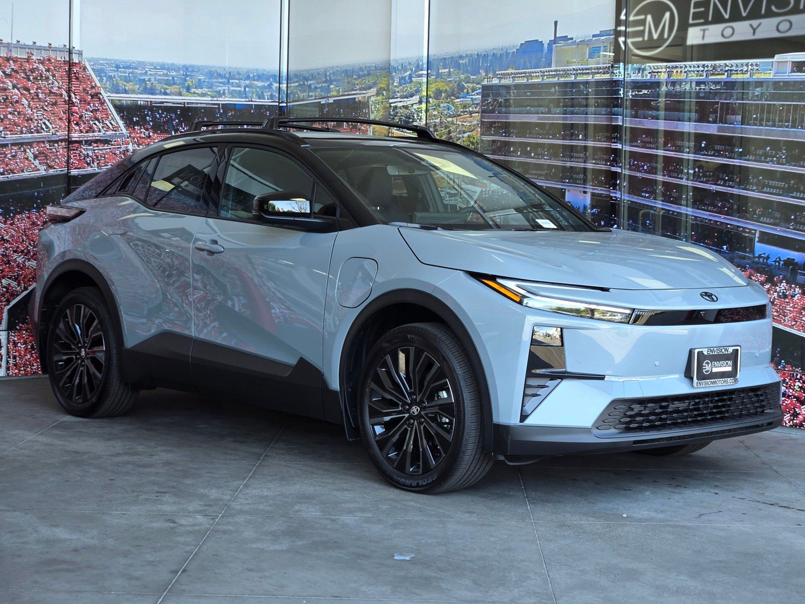 2026 Toyota C-HR XSE AWD's photo