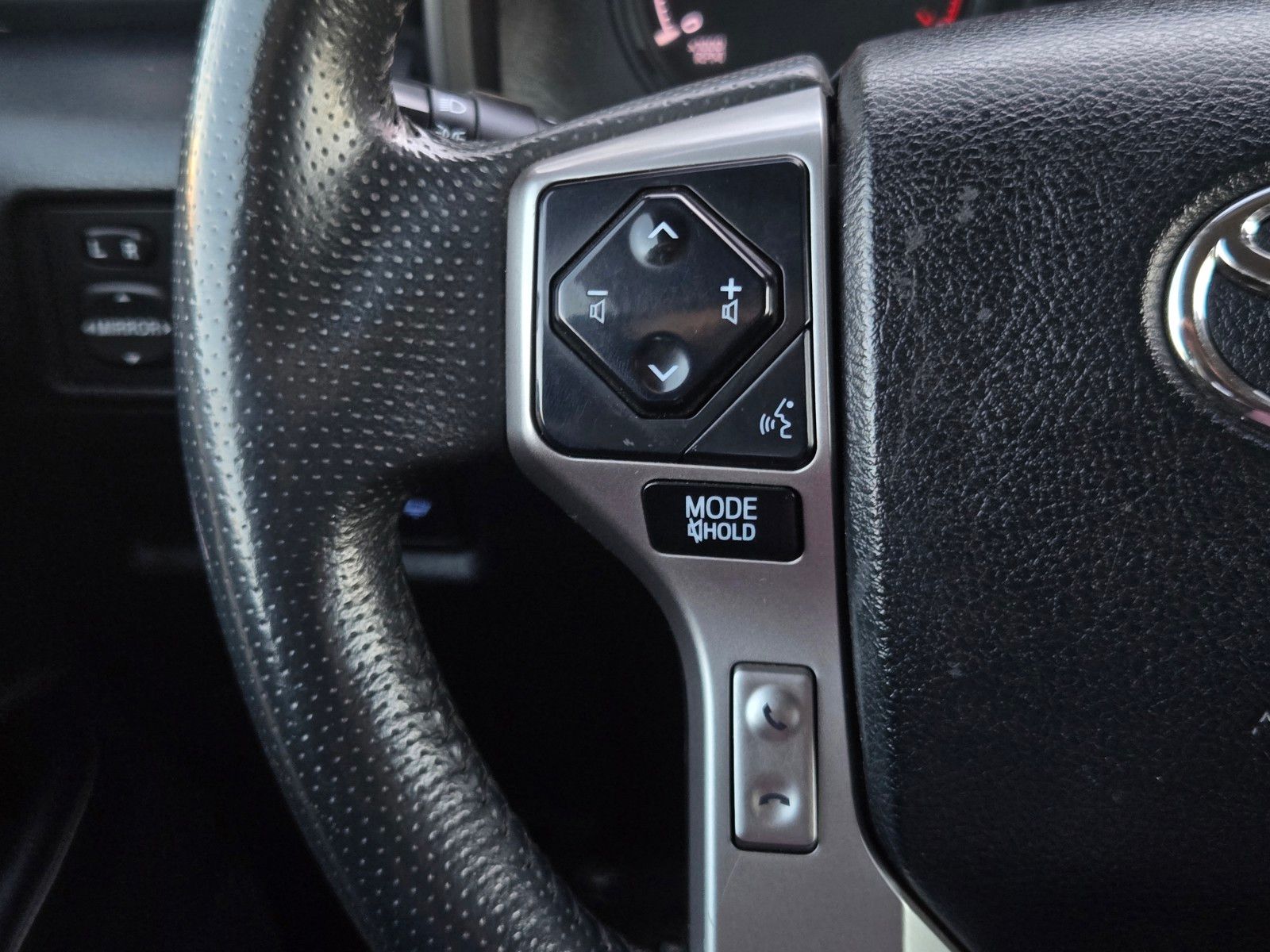 2022 Toyota 4Runner SR5 Premium - Photo 20