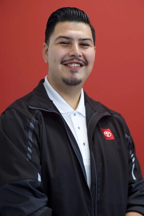 Staff member Jose Gonzalez from ID_b94962