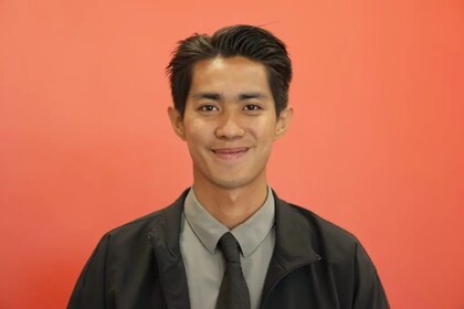 Staff member Htet Aung Shine from ID_b94962