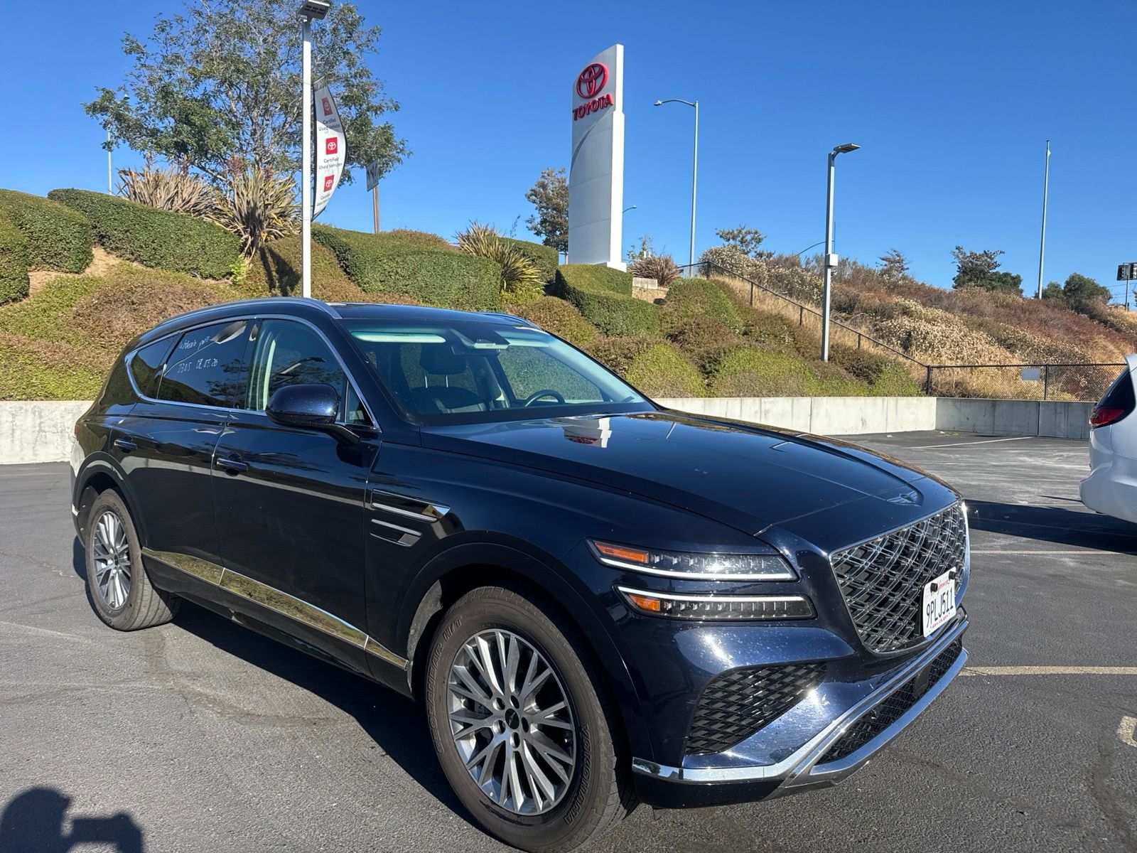 2025 GENESIS GV80