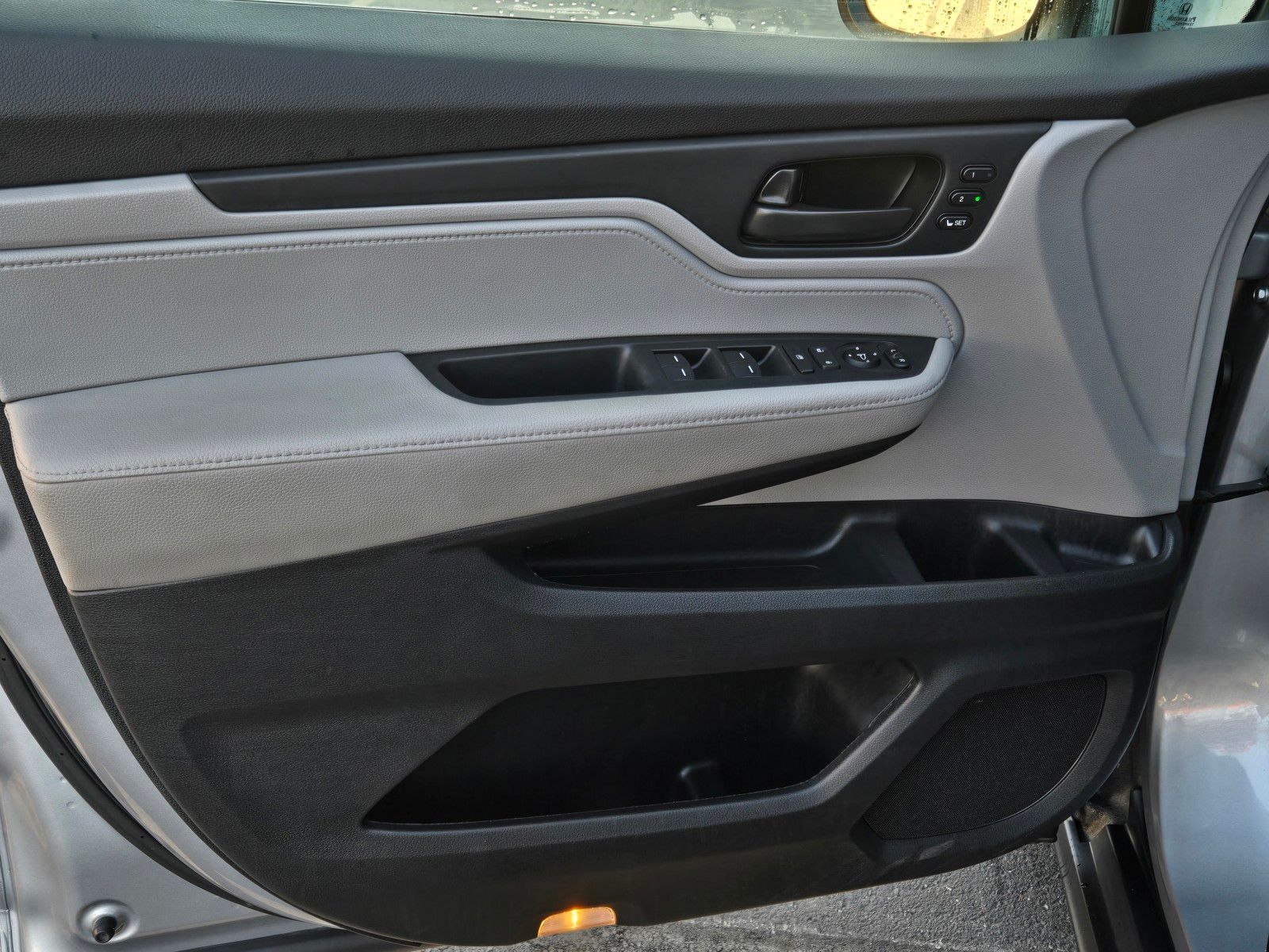 2024 Honda Odyssey EX-L - Photo 9