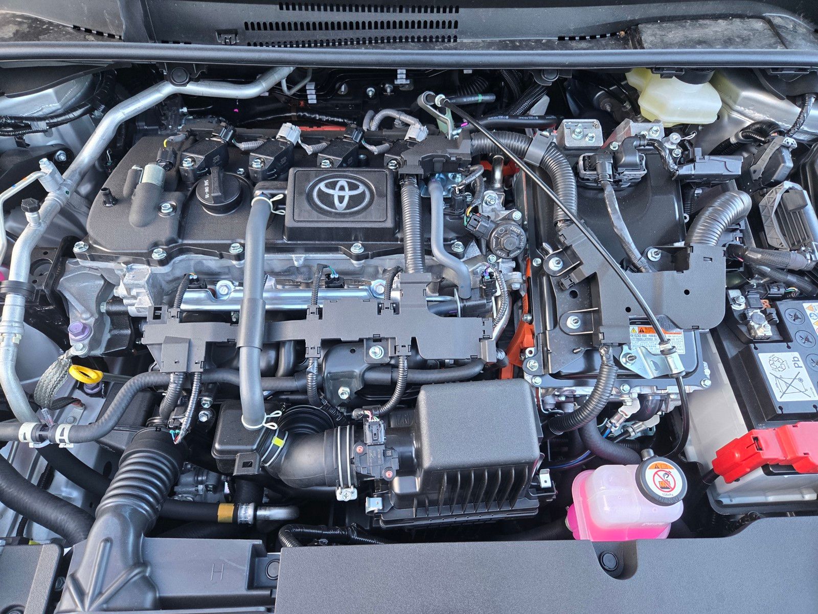 2026 Toyota Corolla LE - Photo 24