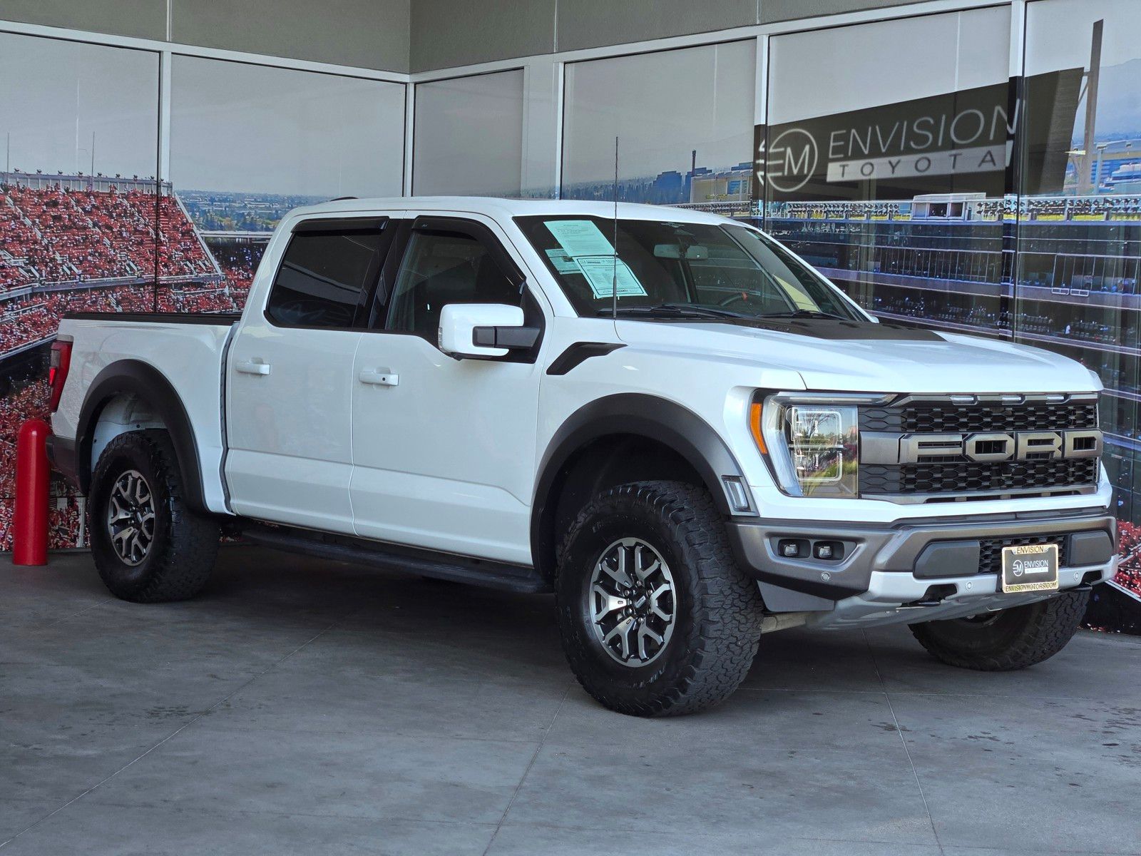 2023 Ford F-150 Raptor 4x4 SuperCrew 5-1/2 Box's photo